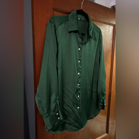 Zara Button Up - Picture 2 of 6